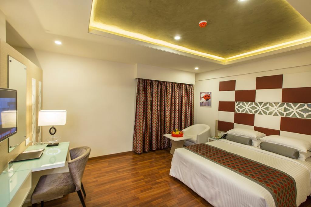 Pai Viceroy Hotel Tirupati Kamer foto